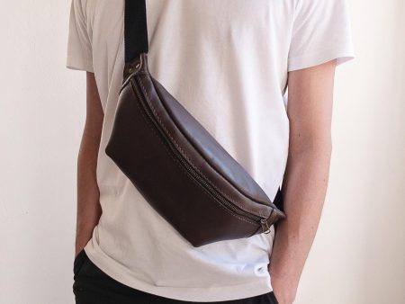 Sanna Leather George moonbag Supply